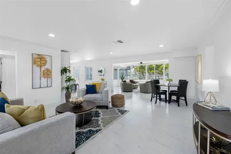 785 115th Avenue Treasure Island FL 33706