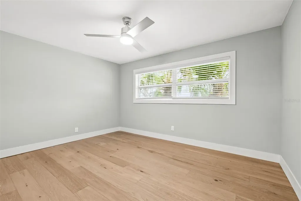 170 98th Avenue N St Petersburg FL 33702