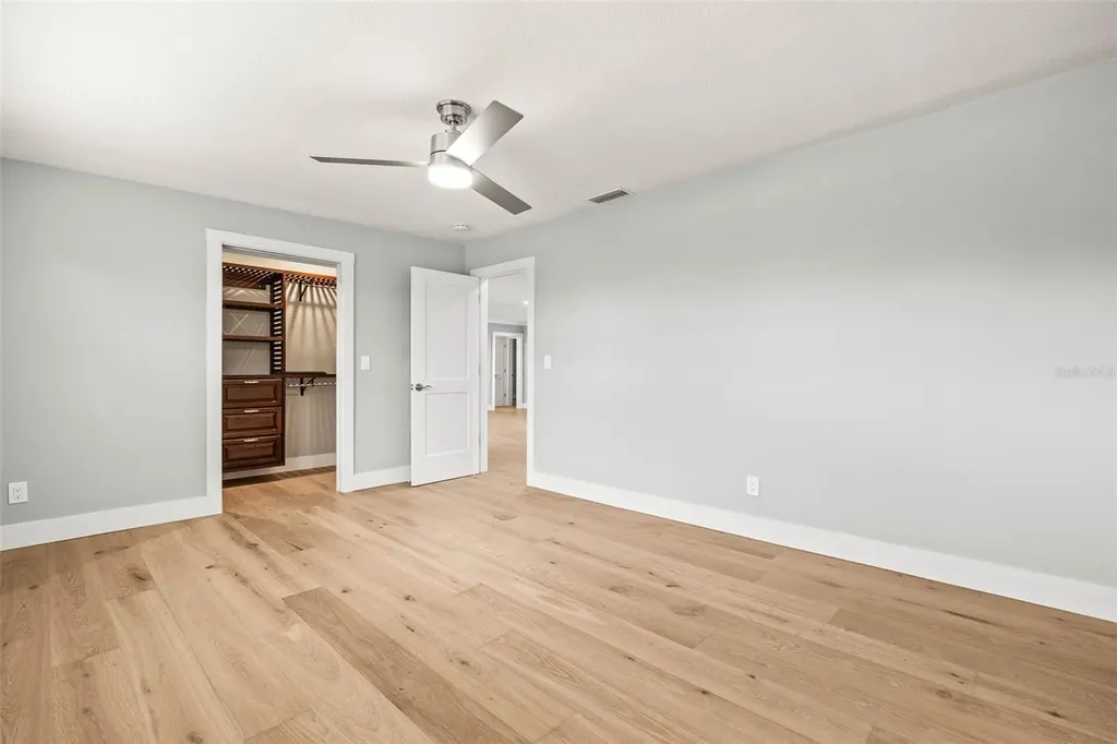 170 98th Avenue N St Petersburg FL 33702