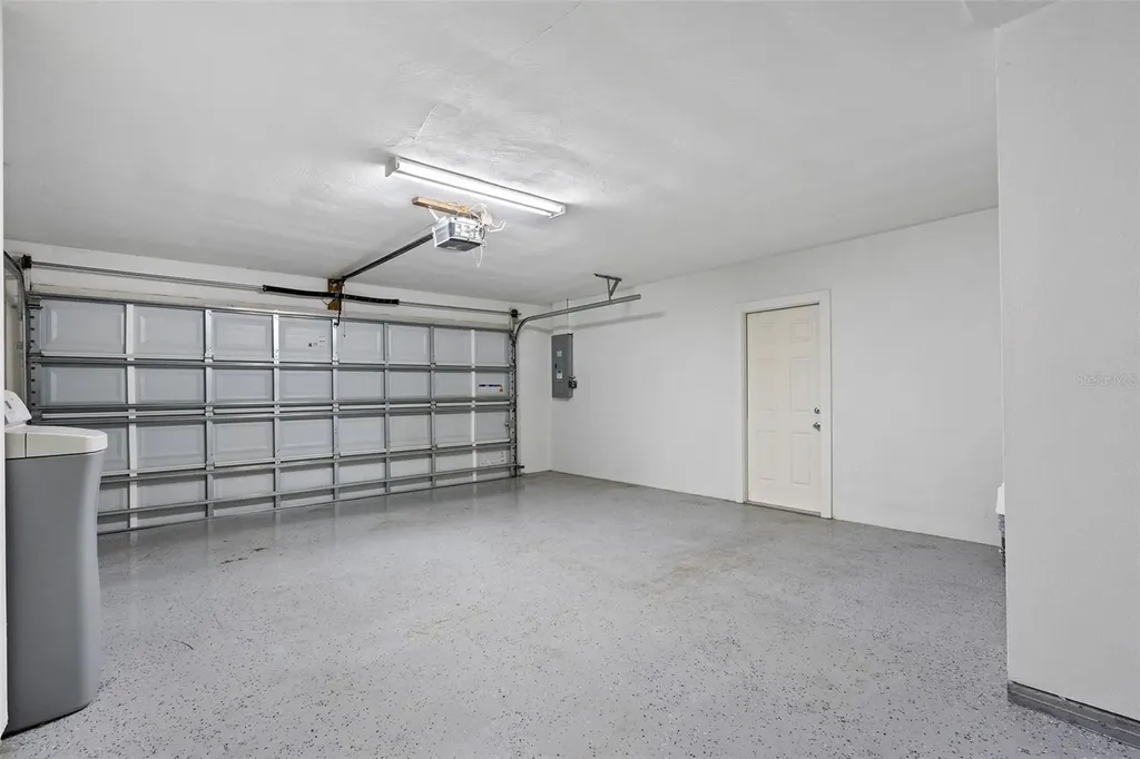 170 98th Avenue N St Petersburg FL 33702