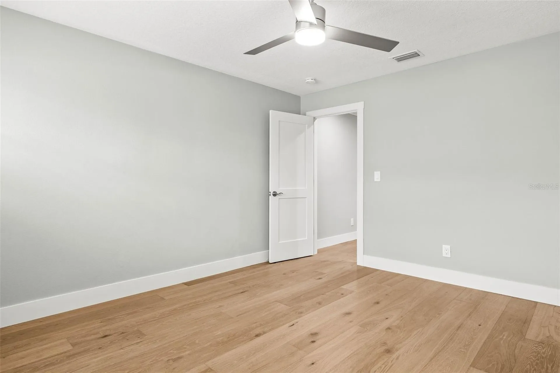 170 98th Avenue N St Petersburg FL 33702