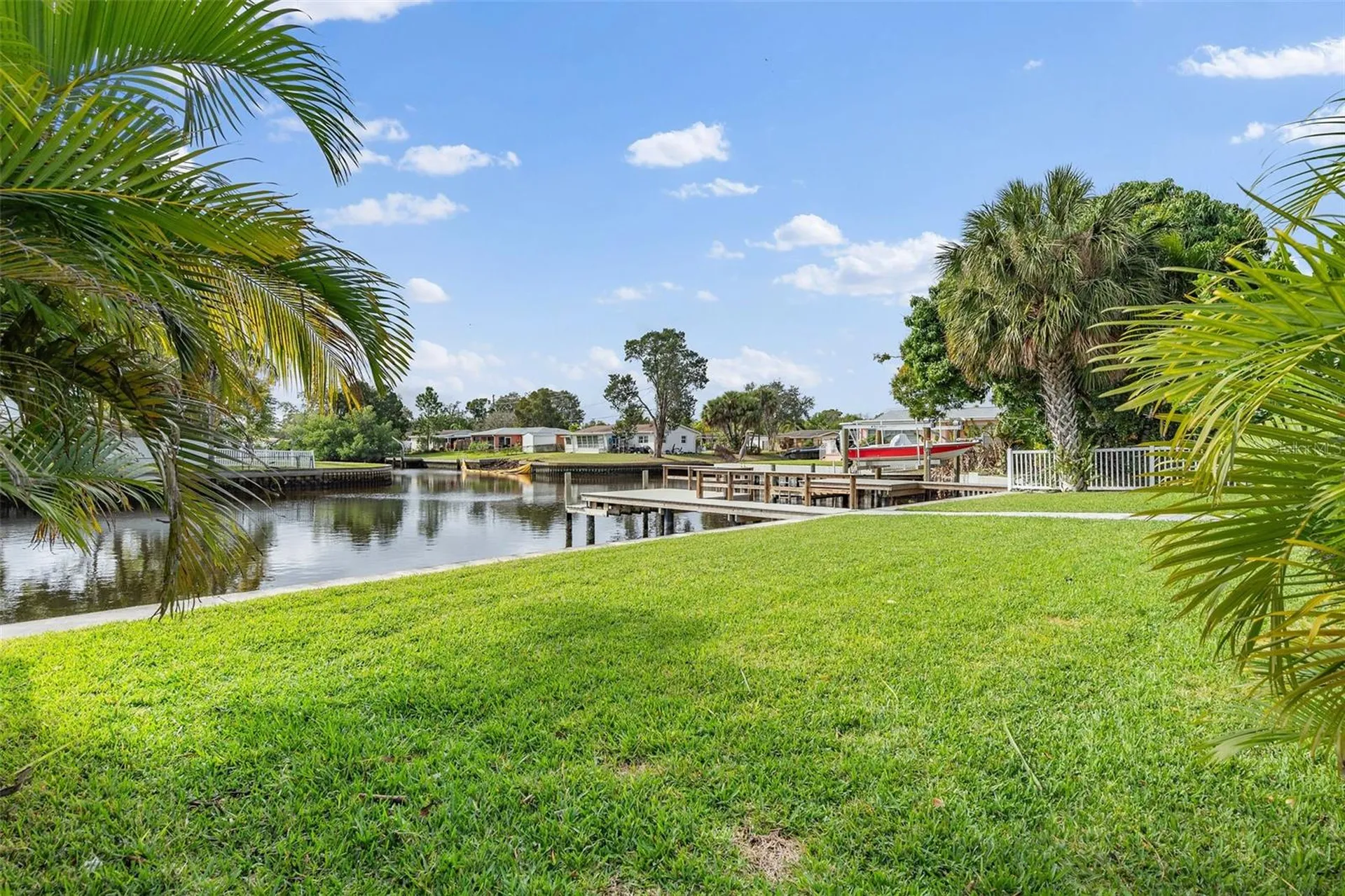 170 98th Avenue N St Petersburg FL 33702
