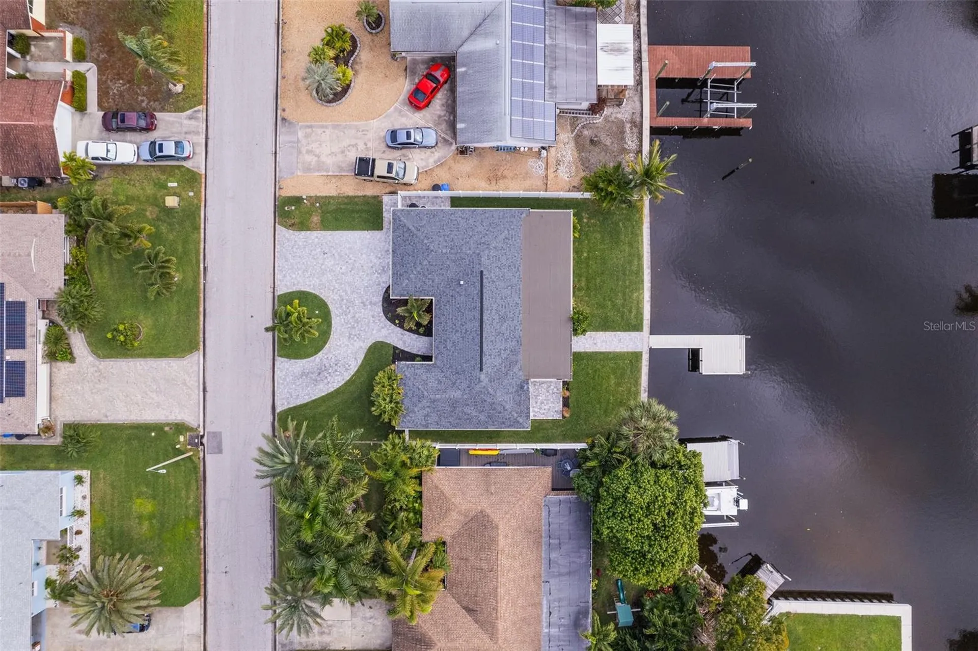 170 98th Avenue N St Petersburg FL 33702