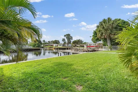 170 98th Avenue N St Petersburg FL 33702