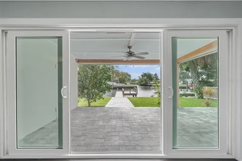 170 98th Avenue N St Petersburg FL 33702