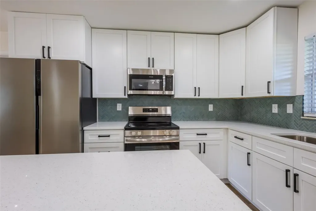 1517 Hallam Court N Lakeland FL 33813