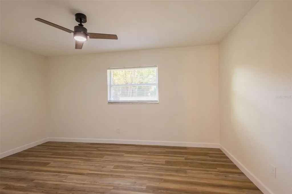 1517 Hallam Court N Lakeland FL 33813