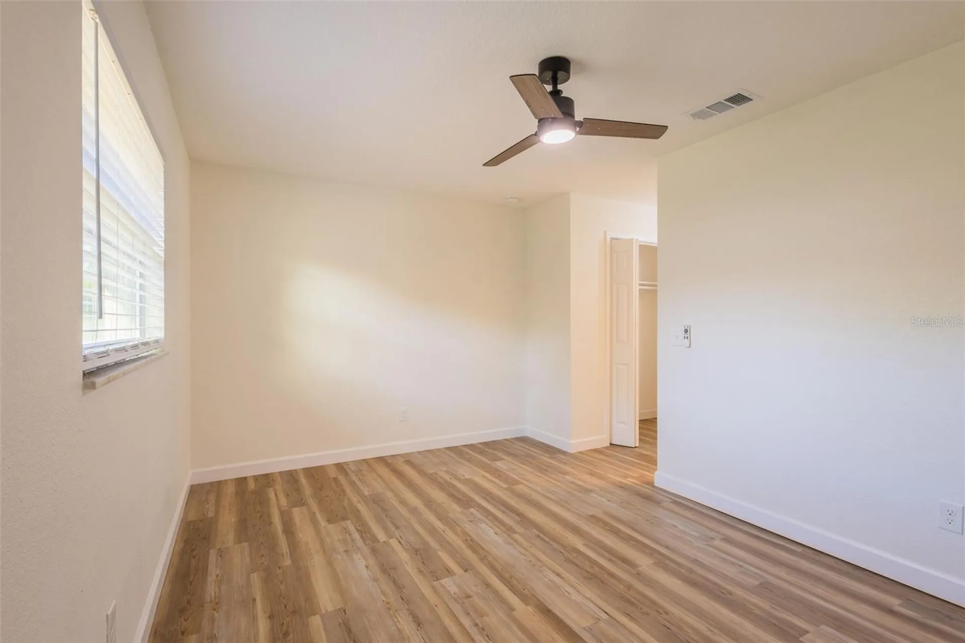 1517 Hallam Court N Lakeland FL 33813