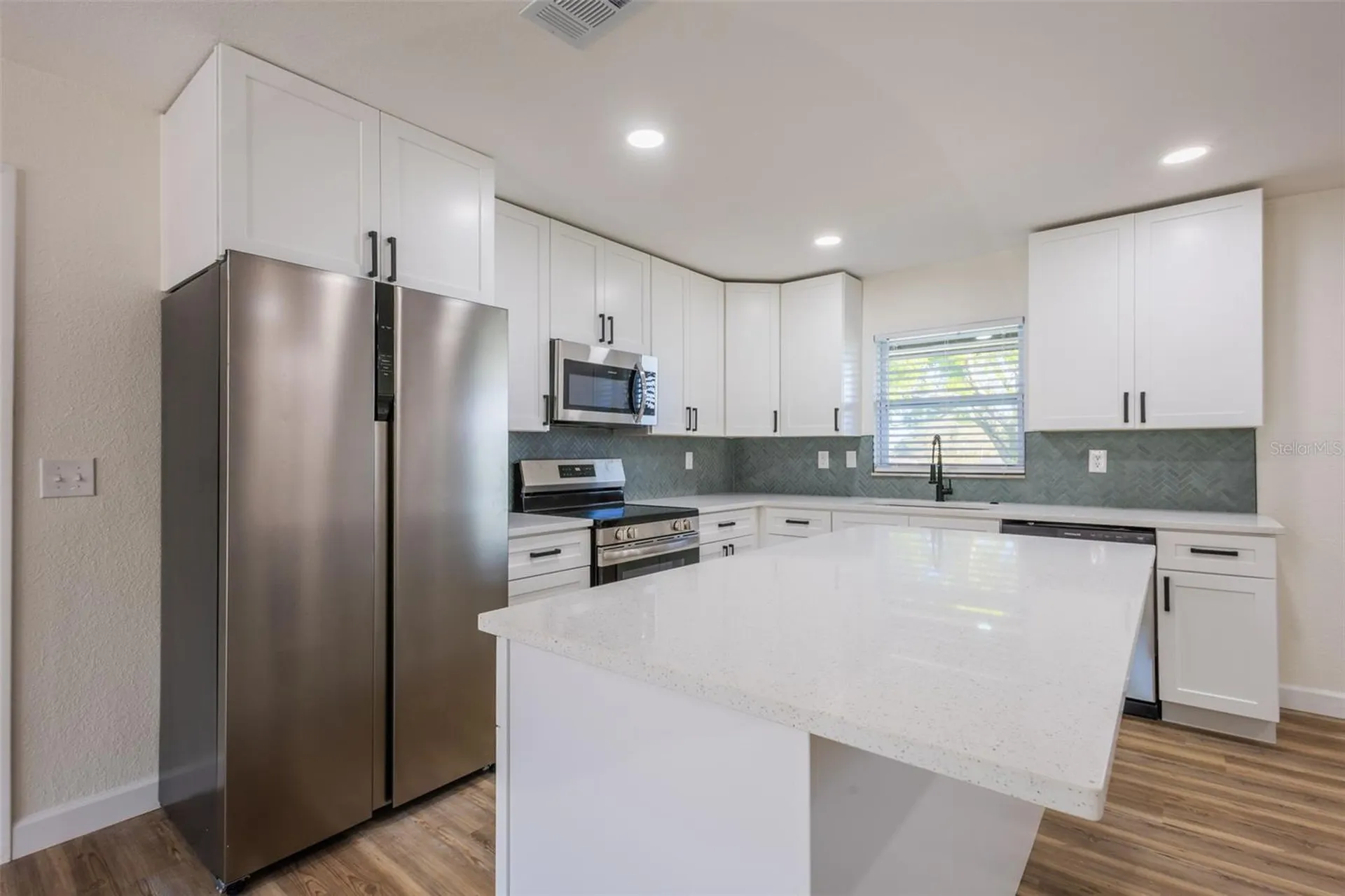 1517 Hallam Court N Lakeland FL 33813