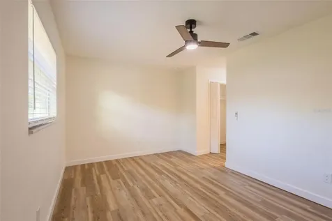 1517 Hallam Court N Lakeland FL 33813