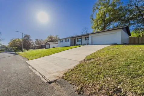 1517 Hallam Court N Lakeland FL 33813