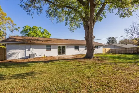 1517 Hallam Court N Lakeland FL 33813