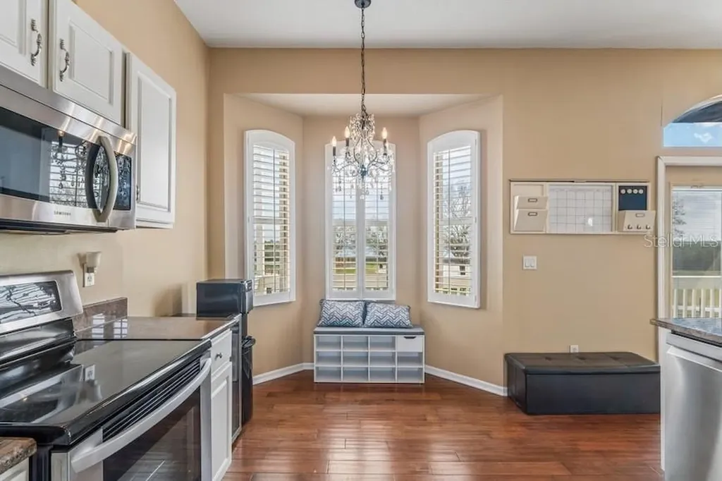 402 Shore Drive W Oldsmar FL 34677