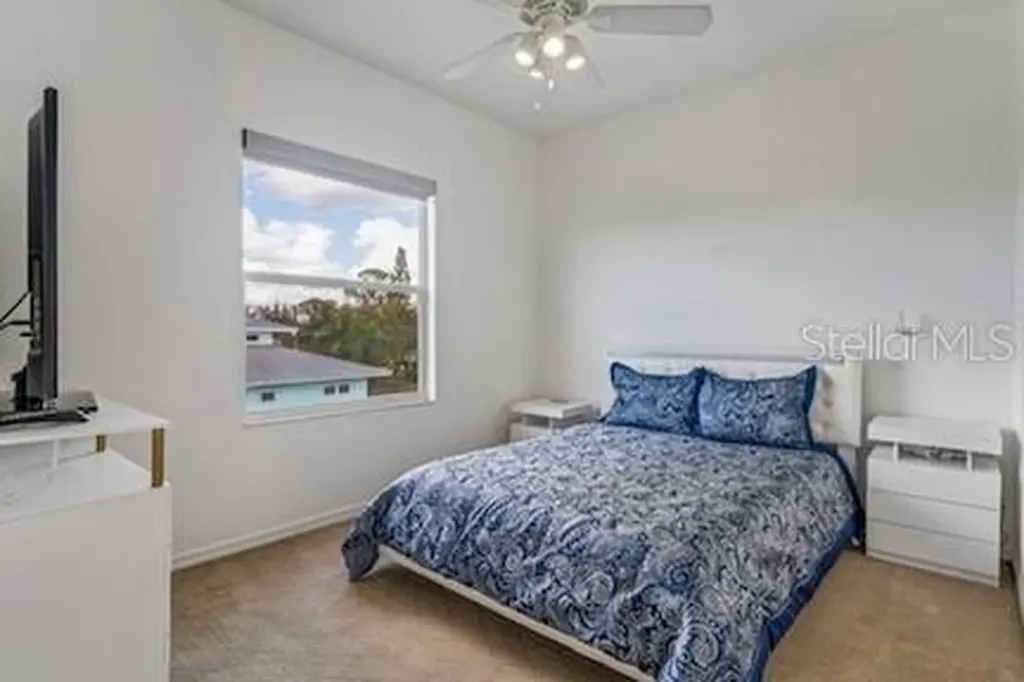 402 Shore Drive W Oldsmar FL 34677