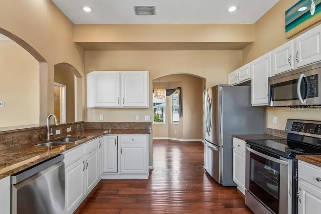 402 Shore Drive W Oldsmar FL 34677