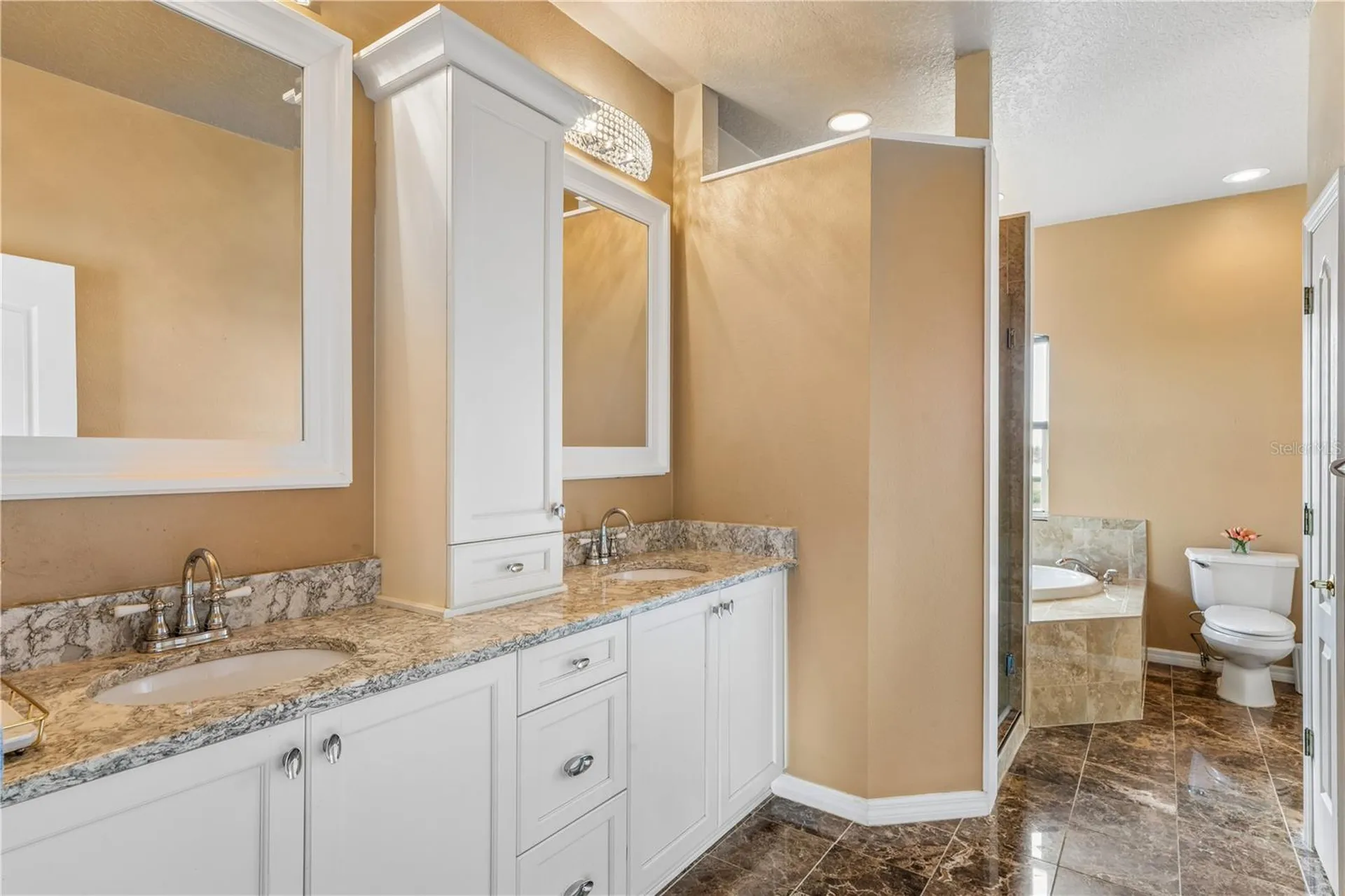 402 Shore Drive W Oldsmar FL 34677