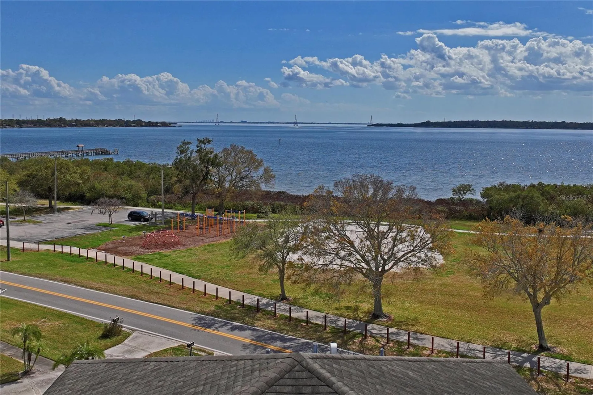 402 Shore Drive W Oldsmar FL 34677