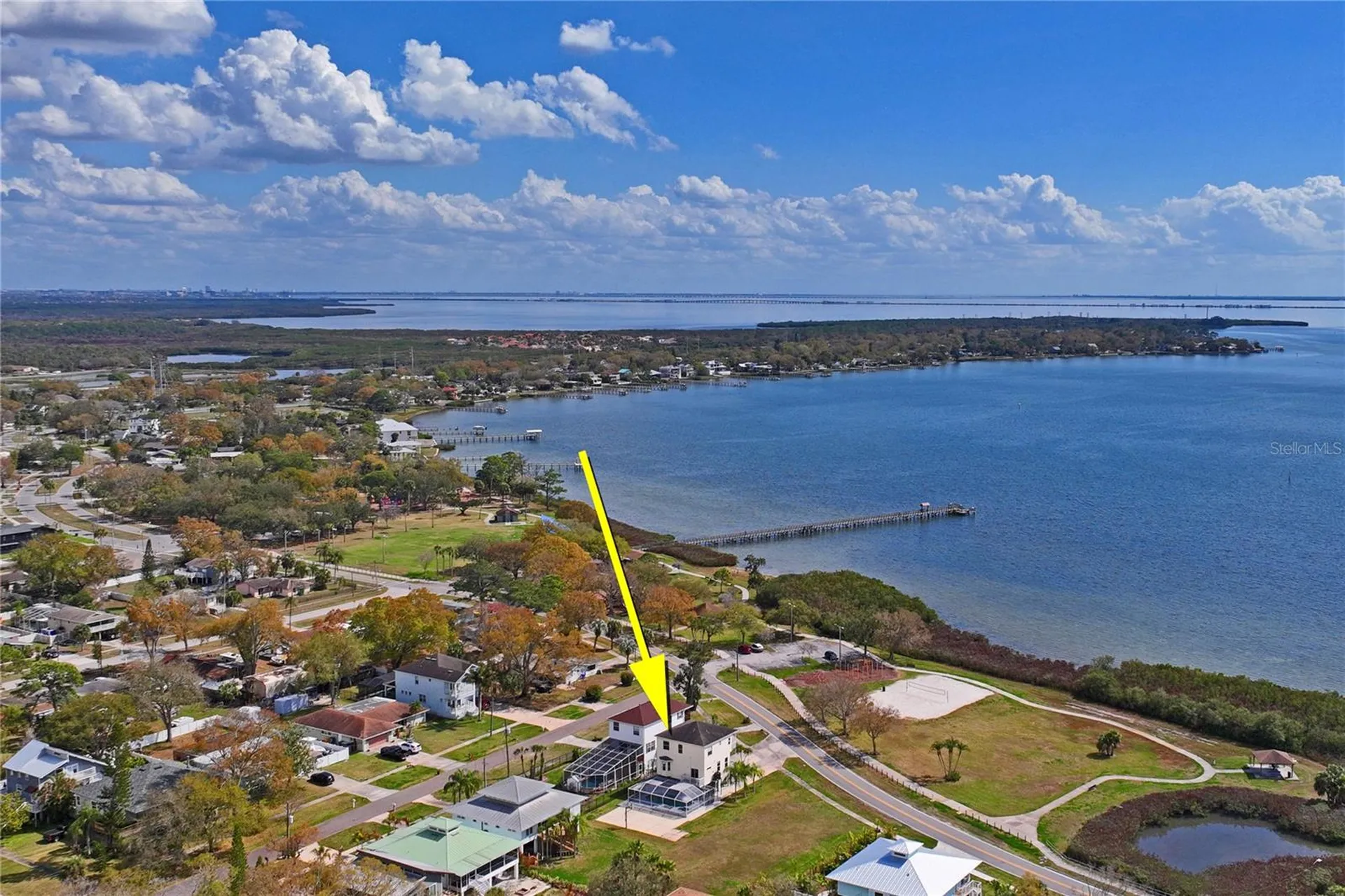 402 Shore Drive W Oldsmar FL 34677