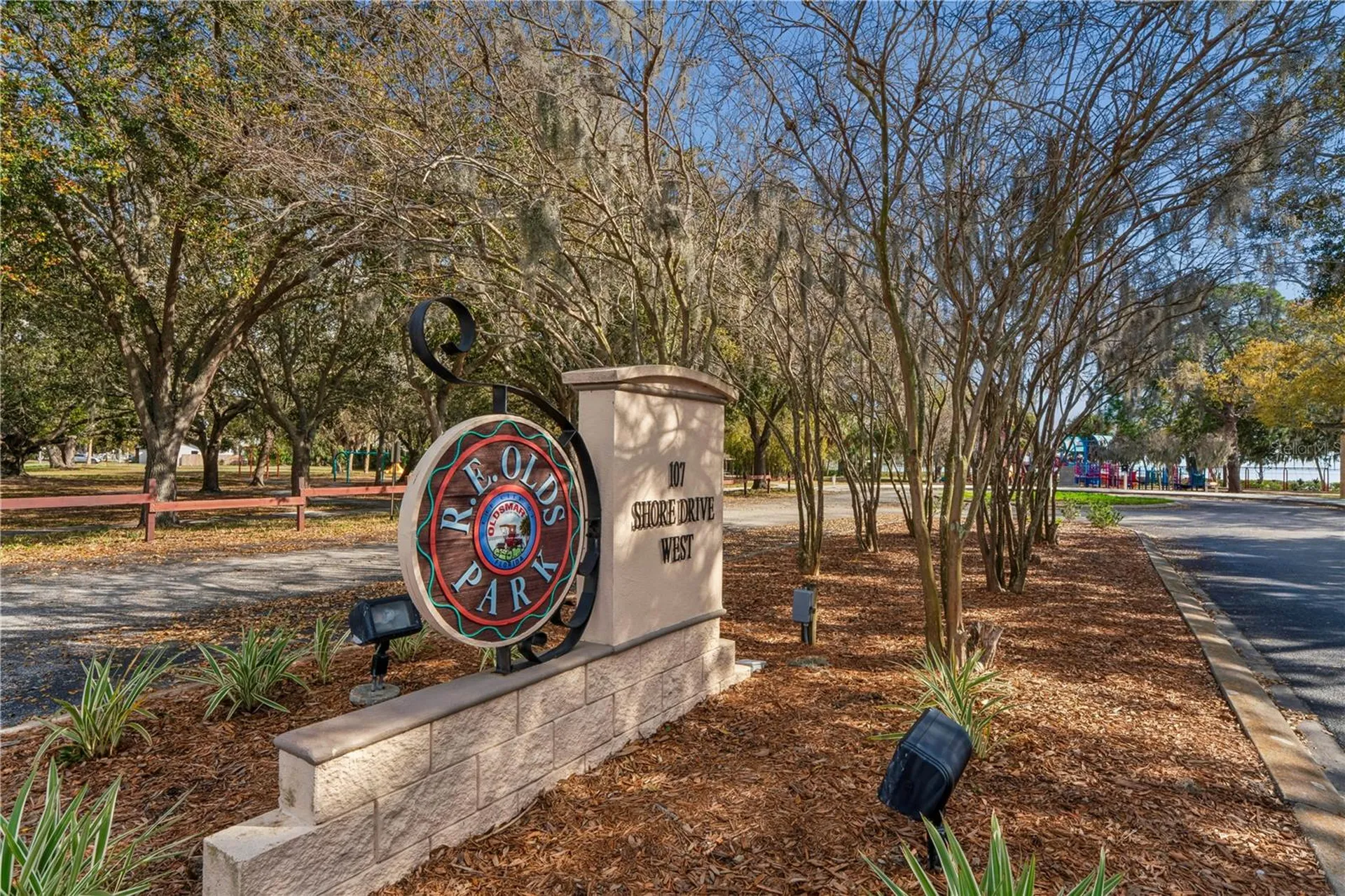 402 Shore Drive W Oldsmar FL 34677