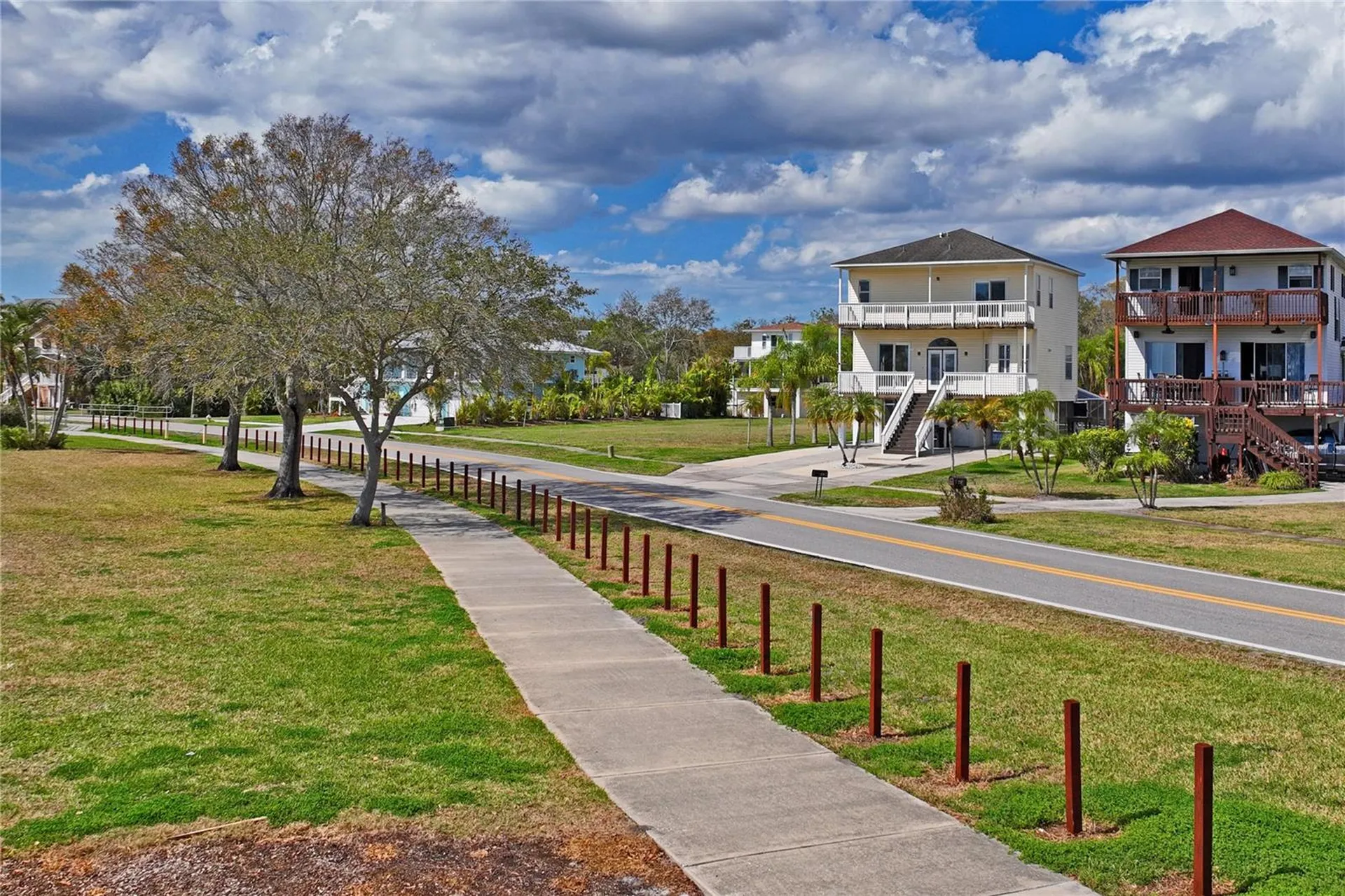 402 Shore Drive W Oldsmar FL 34677