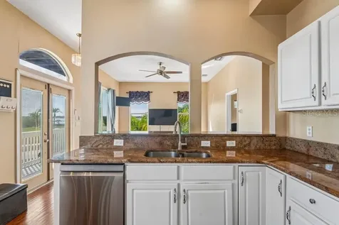402 Shore Drive W Oldsmar FL 34677