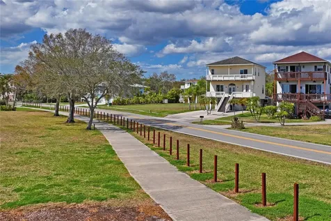 402 Shore Drive W Oldsmar FL 34677