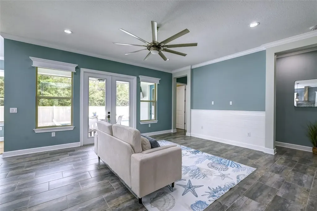 747 116th Court NE Bradenton FL 34212