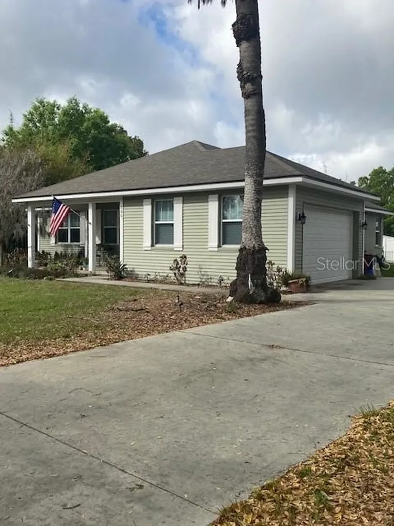 505 N Howard Street Plant City FL 33563