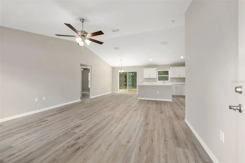 8 Oak Trail Place Ocala FL 34472