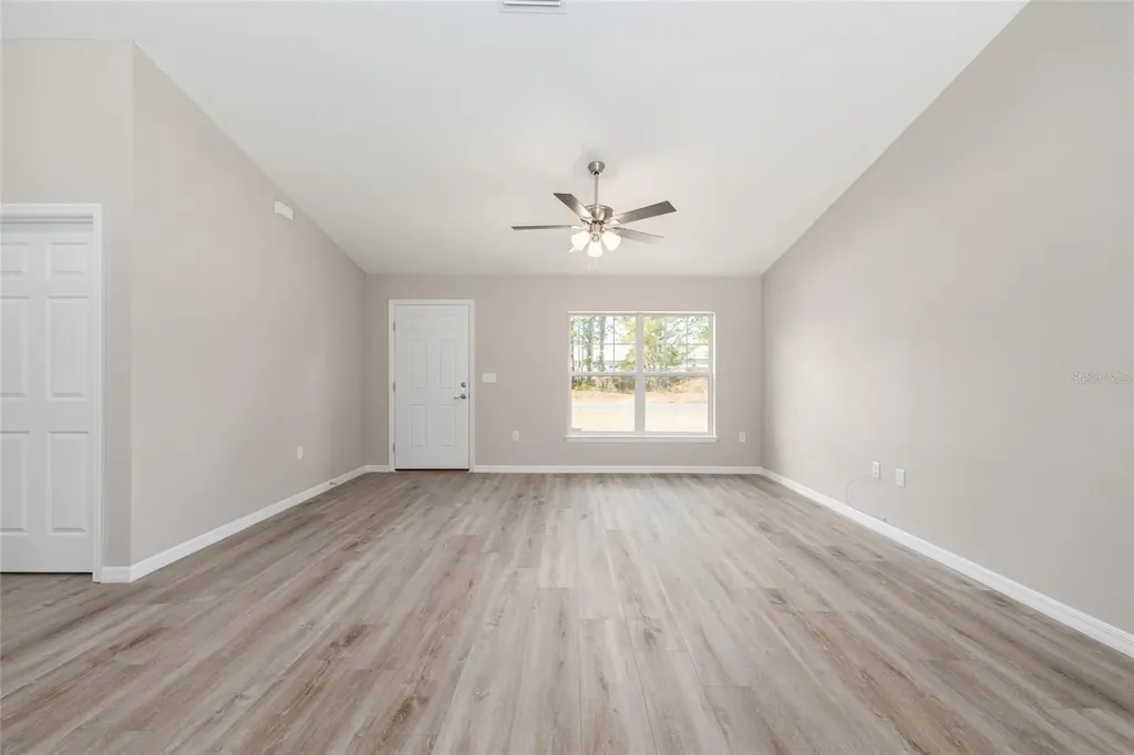 8 Oak Trail Place Ocala FL 34472