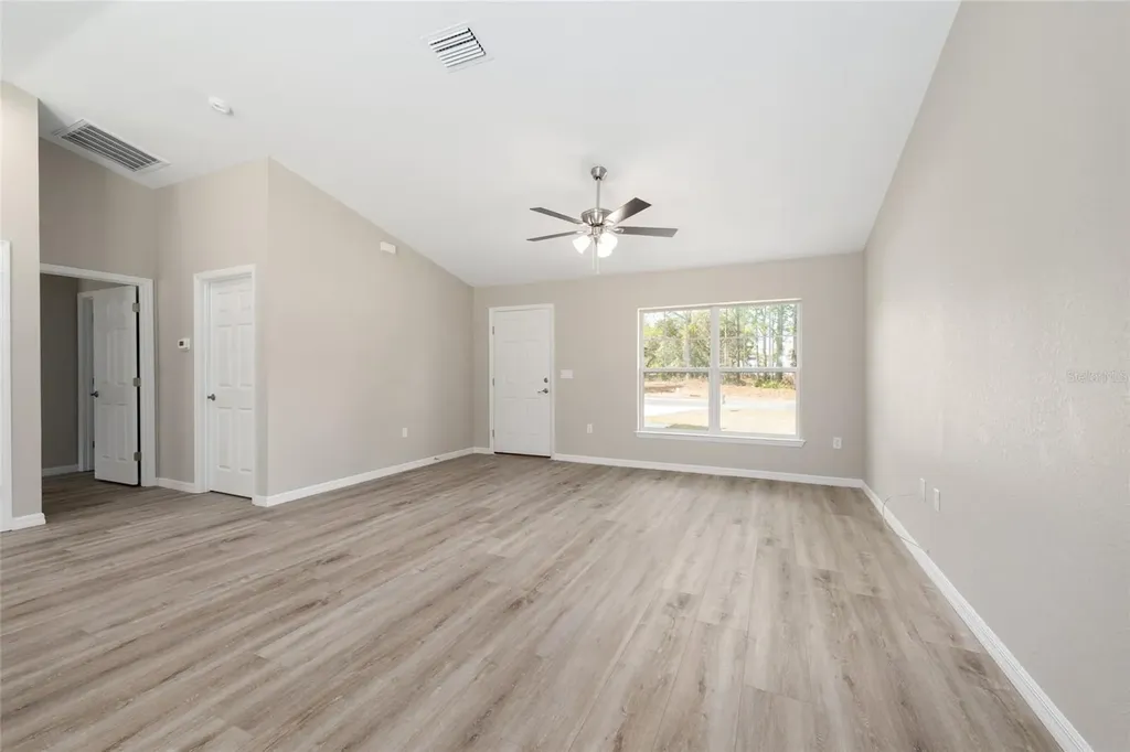 8 Oak Trail Place Ocala FL 34472
