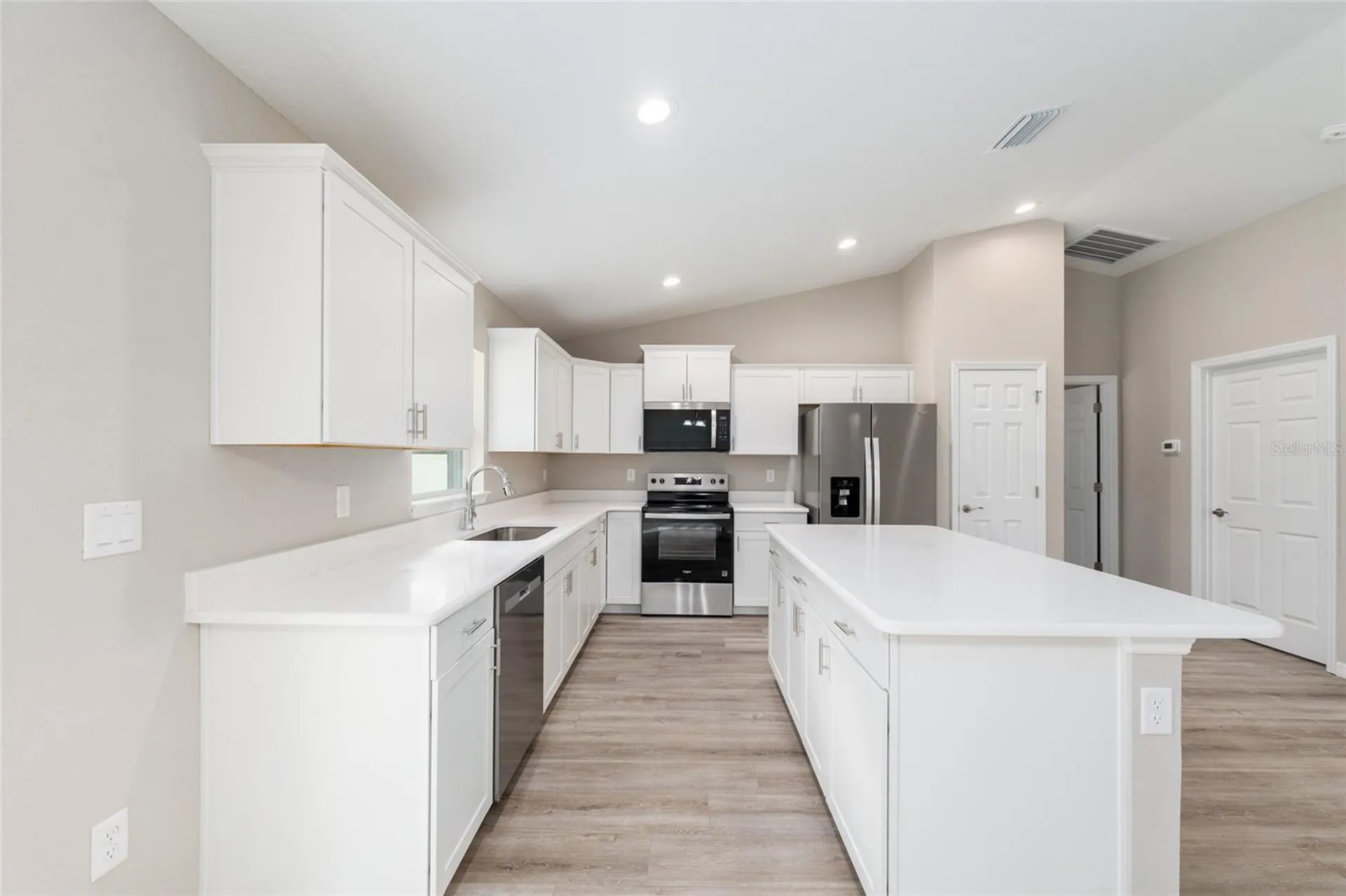 8 Oak Trail Place Ocala FL 34472
