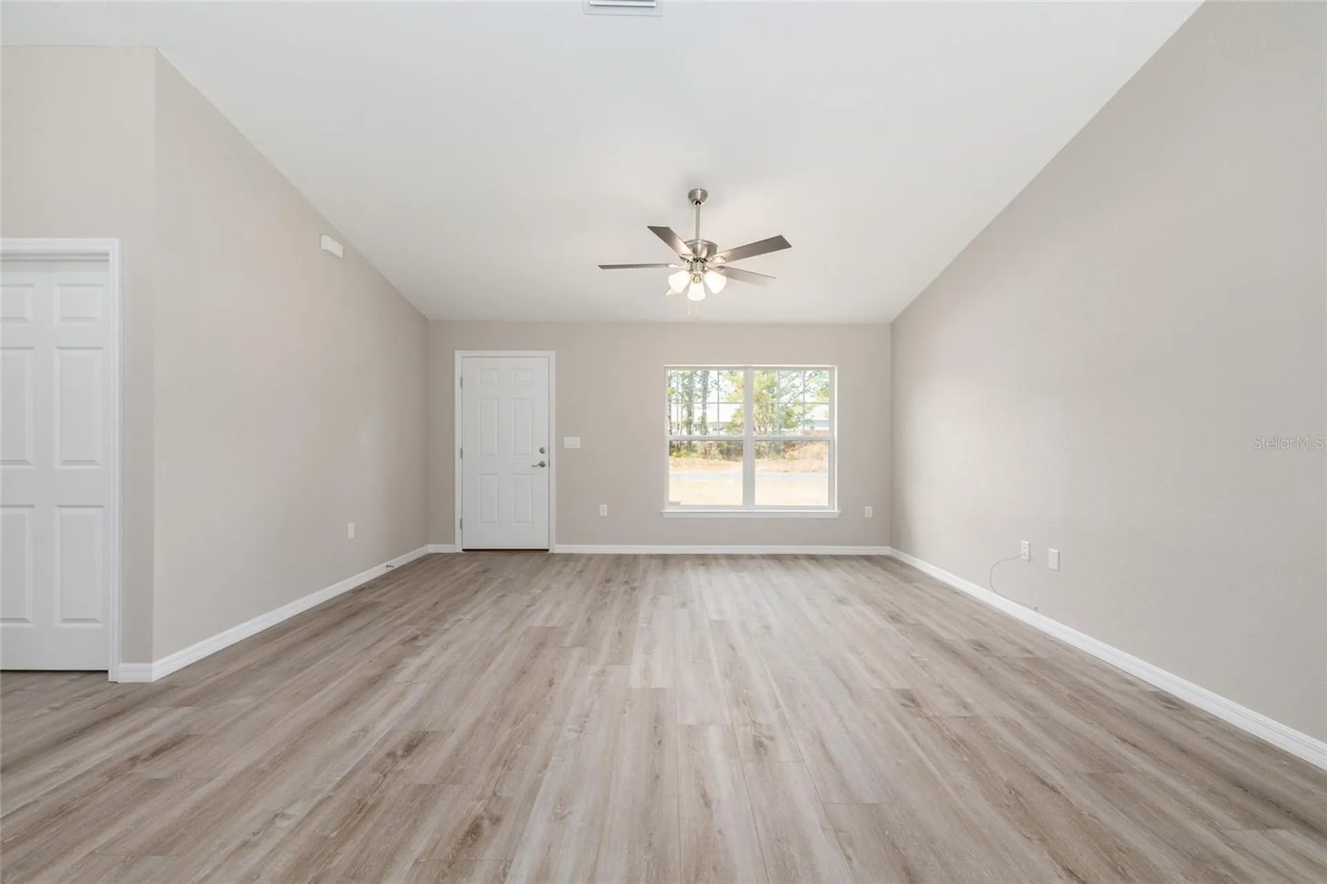 8 Oak Trail Place Ocala FL 34472