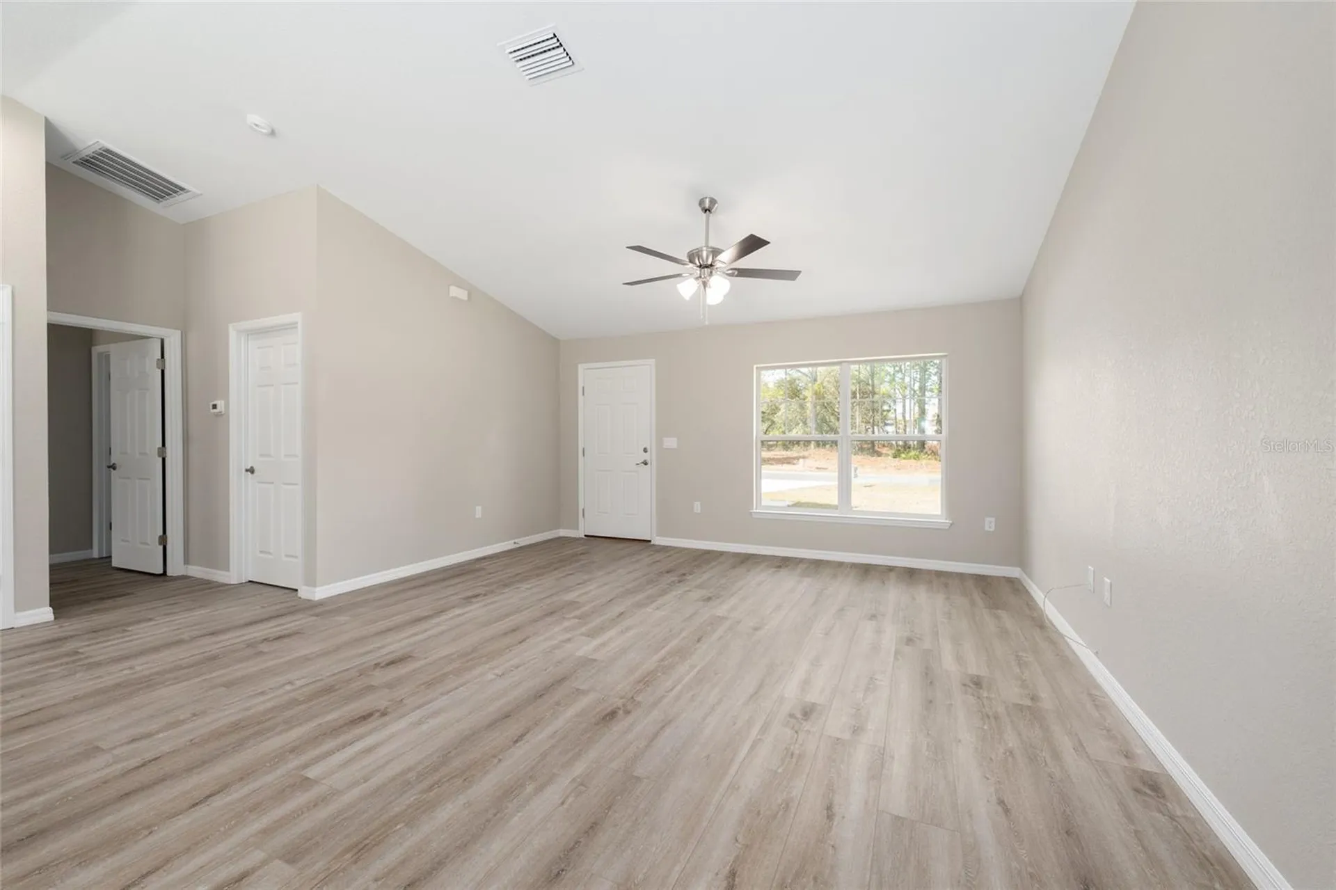 8 Oak Trail Place Ocala FL 34472