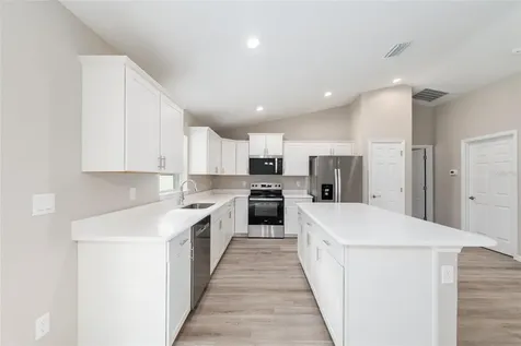 8 Oak Trail Place Ocala FL 34472