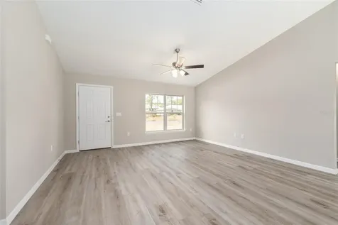 8 Oak Trail Place Ocala FL 34472