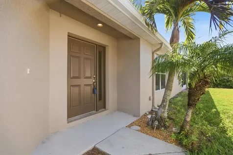 2211 Pleasant Hill Lane Holiday FL 34691