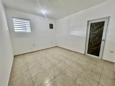 Calle F Hermanas Davila Bayamon PR 00959