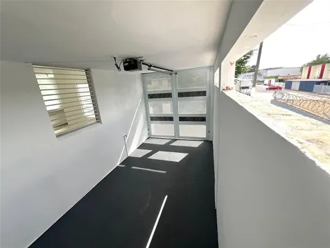 Calle F Hermanas Davila Bayamon PR 00959
