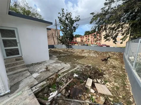 Calle F Hermanas Davila Bayamon PR 00959