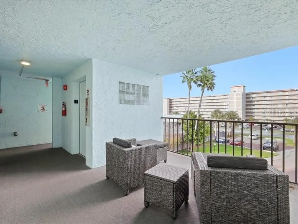 1848 Shore Drive S South Pasadena FL 33707