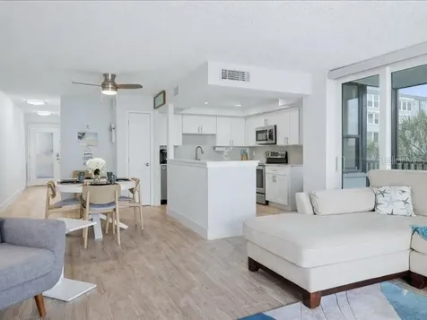 1848 Shore Drive S South Pasadena FL 33707