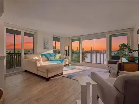 1848 Shore Drive S South Pasadena FL 33707