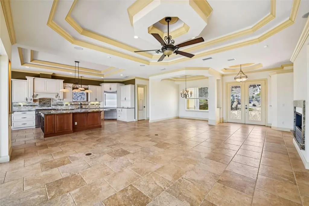 2227 S Palmetto Avenue South Daytona FL 32119