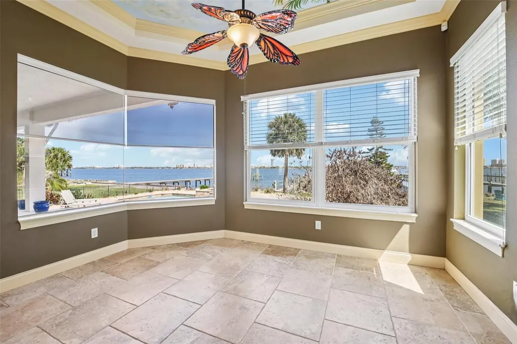 2227 S Palmetto Avenue South Daytona FL 32119