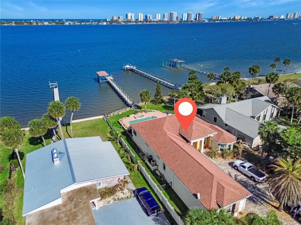 2227 S Palmetto Avenue South Daytona FL 32119