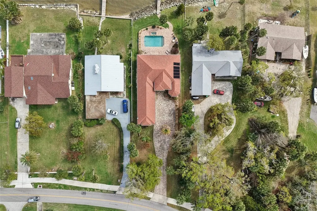 2227 S Palmetto Avenue South Daytona FL 32119