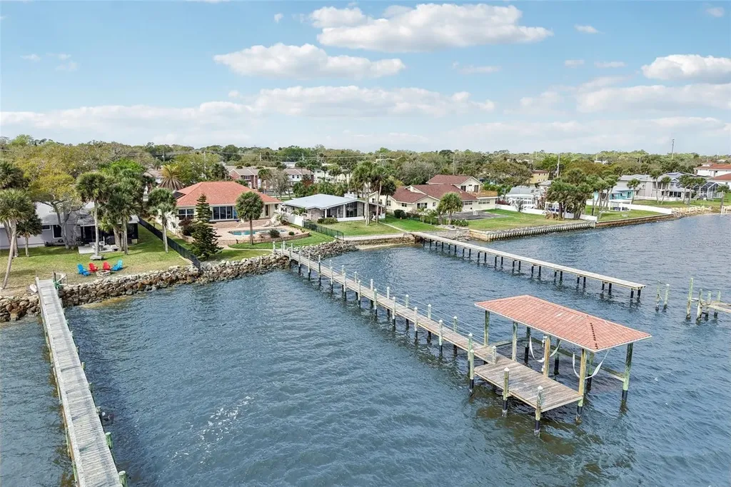 2227 S Palmetto Avenue South Daytona FL 32119
