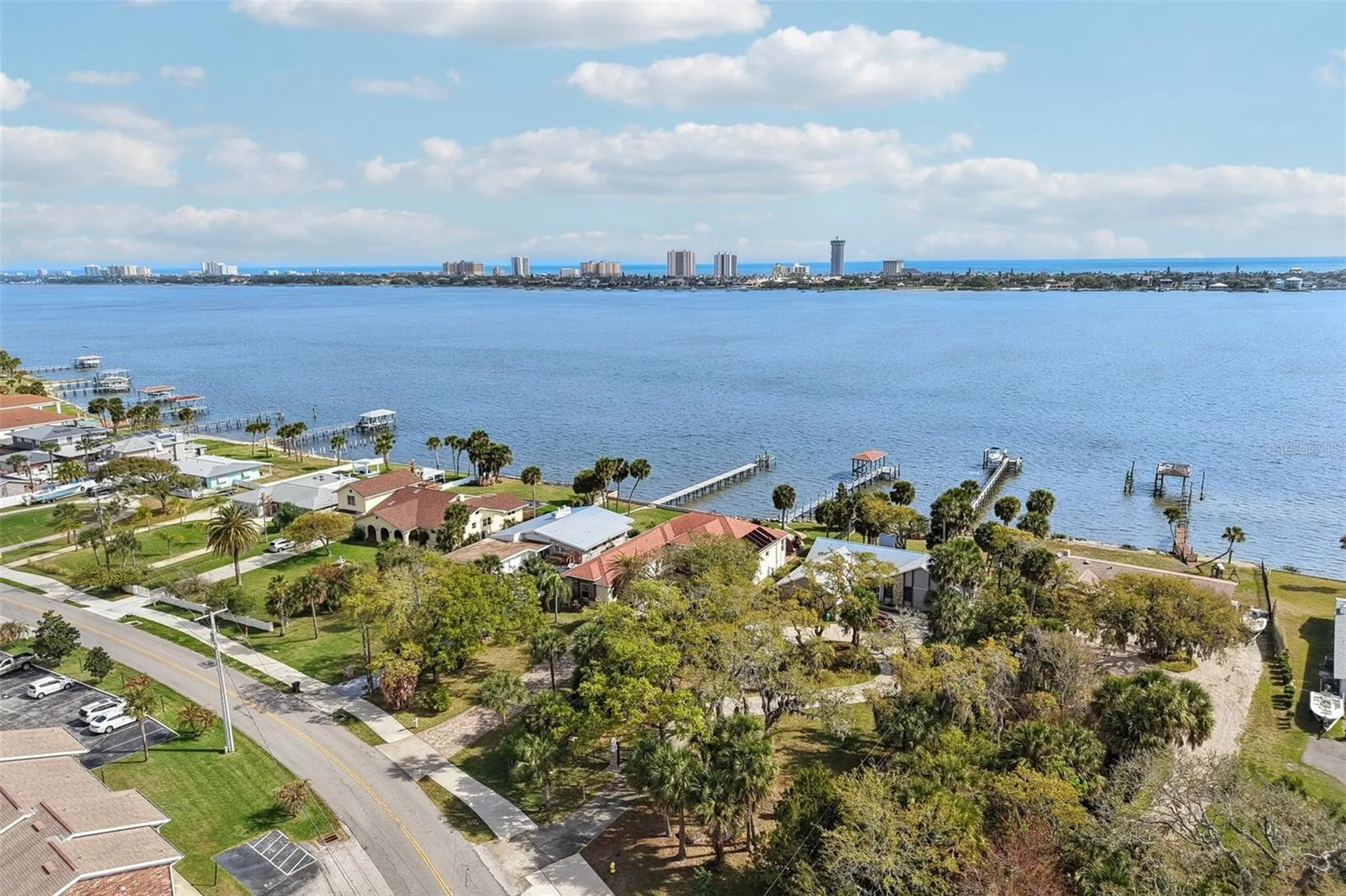 2227 S Palmetto Avenue South Daytona FL 32119