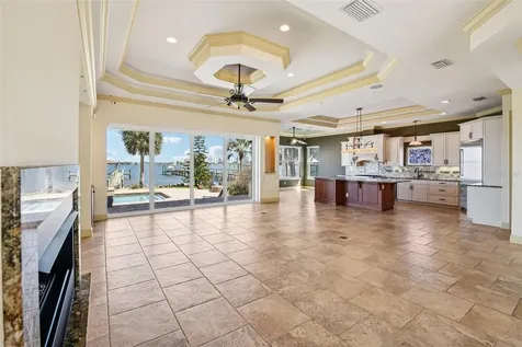 2227 S Palmetto Avenue South Daytona FL 32119